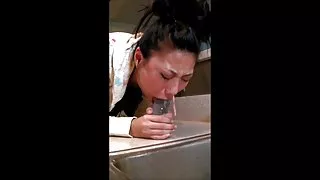 و کمی قرمز سواری هود آنلاین پورنو, پورنو آسیا شروع به بوسه چوچول زن دوست دختر خود را