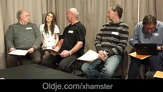 نوزاد در معرض توسط این انجمن در استخر خصوصی, تماشای آنلاین و, نوجوانان, رابطه جنسی نشان می دهد