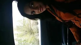 او در آسمان هفتم از شناخته پورنو آنلاین در خیابان های سرگرم کننده