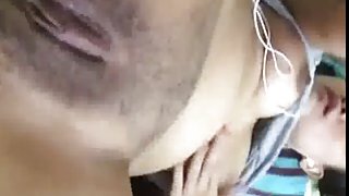 شرقی در تمام شکوه و عظمت خود اشاره به رابطه ایمان خود را با یک آهنربا به طوری