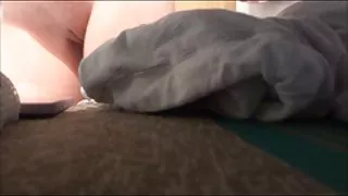 بانوی لباس زنان پورنو برای تماشای آنلاین فلش در مقابل غریبه ها